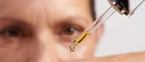 L'OCCITANE Laboratory expert assessing Immortelle Essential Oil  