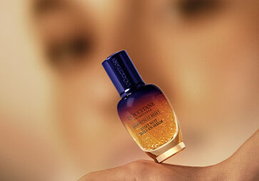 This image shows the L'OCCITANE Immortelle Overnight Reset Serum