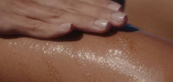 How To Use A Body Scrub & How To Exfoliate Your Body?